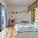 Stylish Flat W/ Terrace & Views By Hostwise * Porto