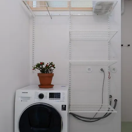 Apartamento Stylish Flat W/ Terrace & Views By Hostwise